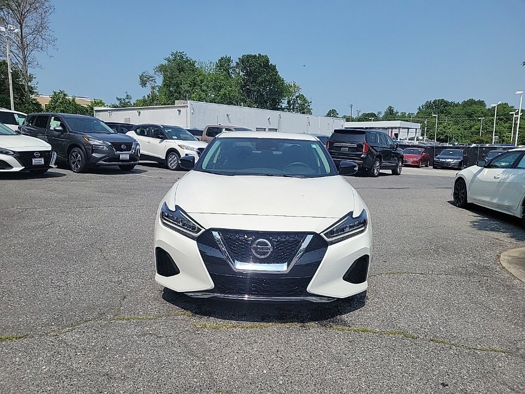 2022 Nissan Maxima SV