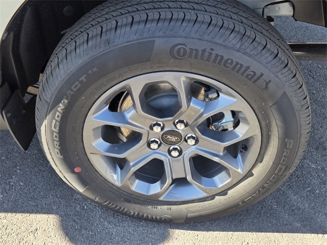 New 2025 Ford Maverick XLT 4D Crew Cab