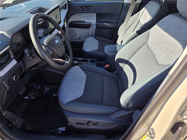 New 2025 Ford Maverick XLT 4D Crew Cab