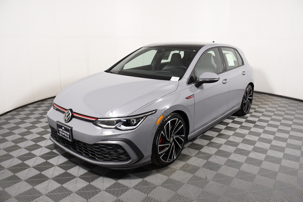 2024 Volkswagen Golf GTI Autobahn's photo