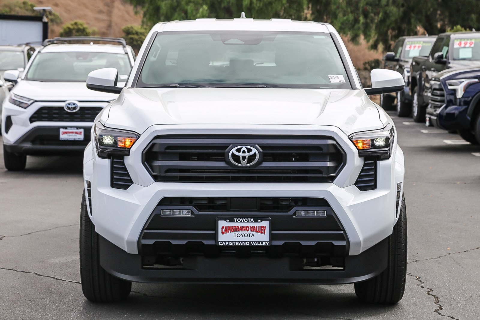 2025 Toyota Tacoma SR5 Double Cab photo 2