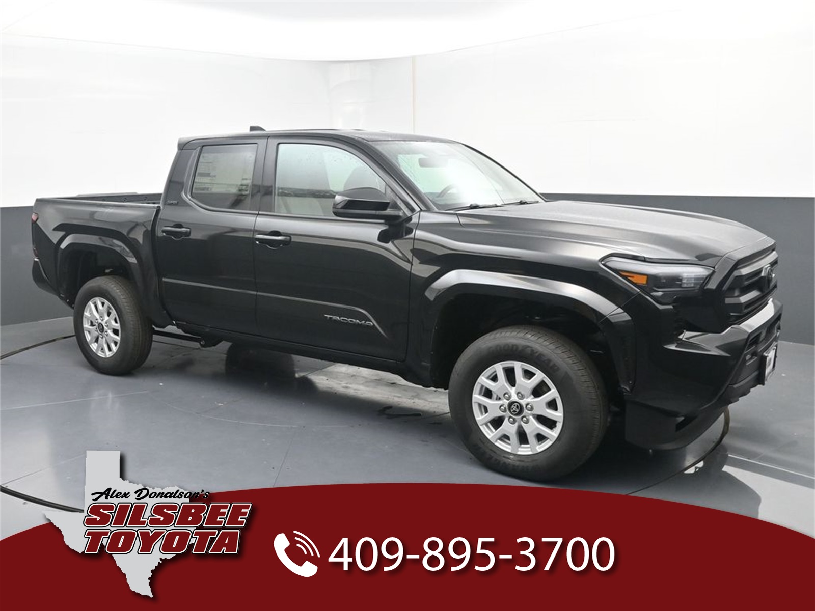 2026 Toyota Tacoma SR5's photo