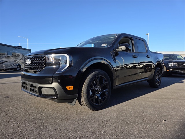 New 2025 Ford Maverick Lariat 4D Crew Cab
