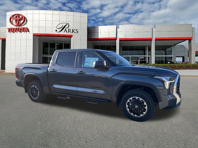 2026 Toyota Tundra SR5's photo