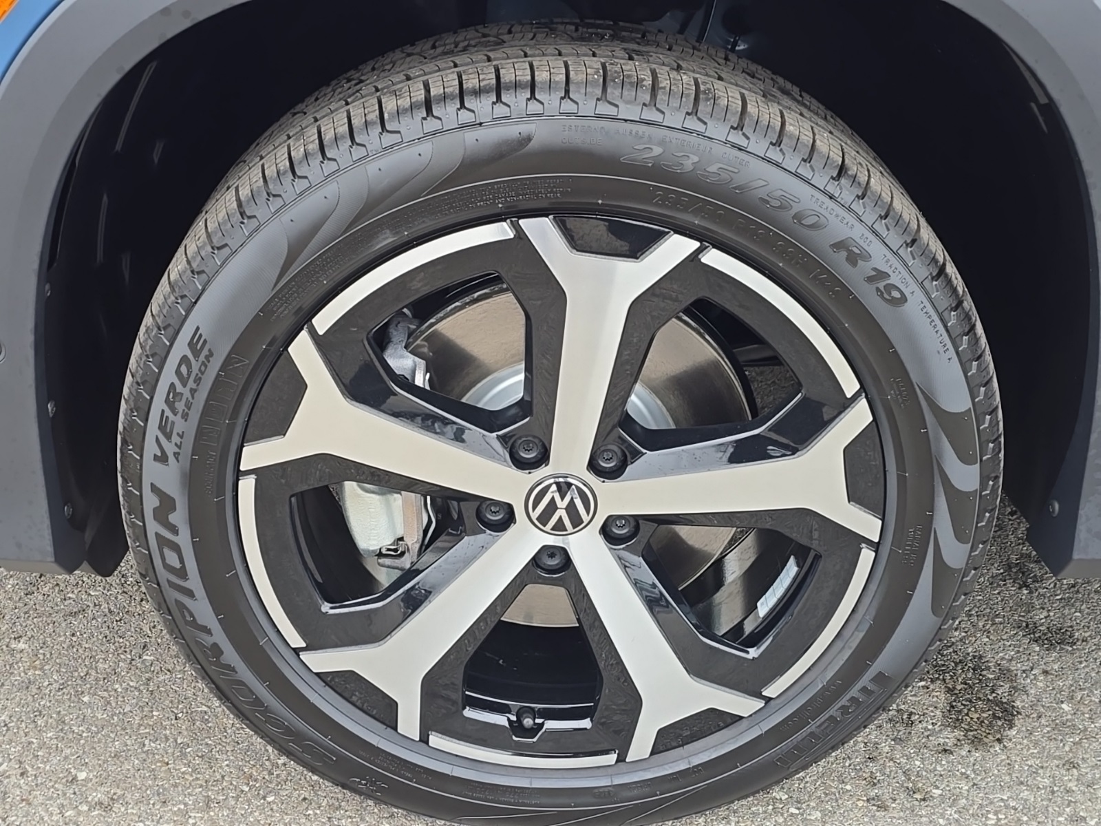 new 2026 Volkswagen Tiguan car, priced at $38,352