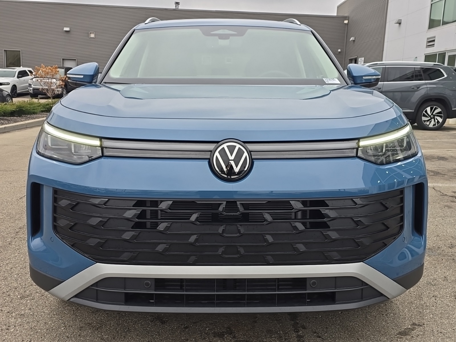 new 2026 Volkswagen Tiguan car, priced at $38,352