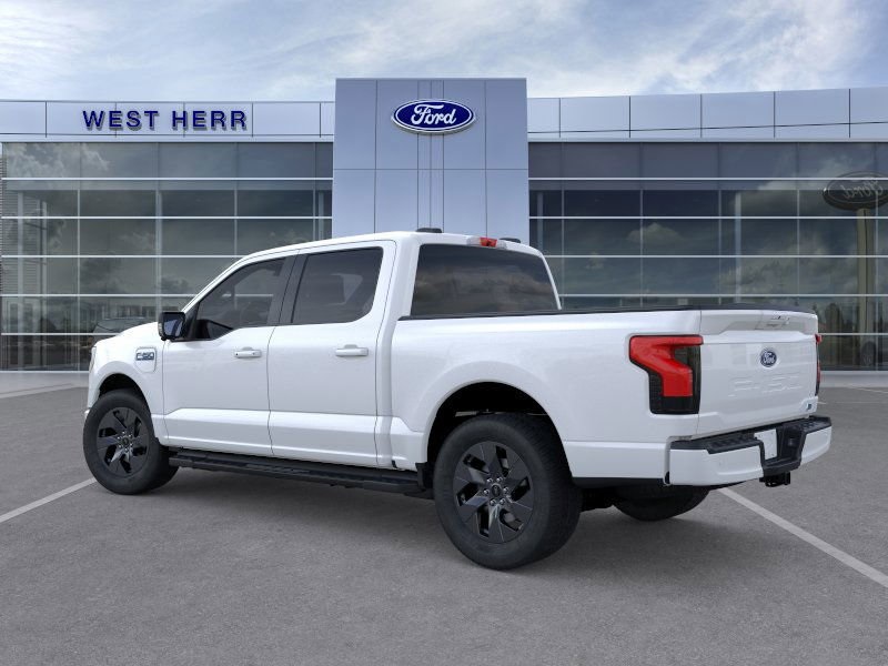 2025 Ford F-150 Lightning photo 2
