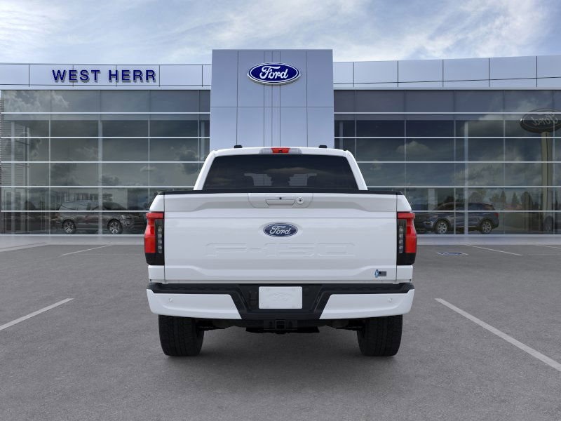 2025 Ford F-150 Lightning photo 3
