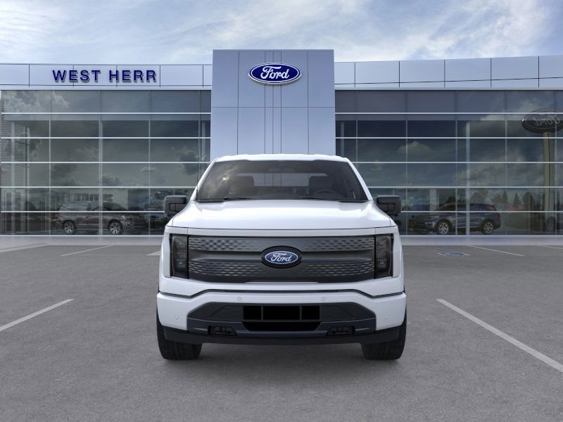 2025 Ford F-150 Lightning photo 4