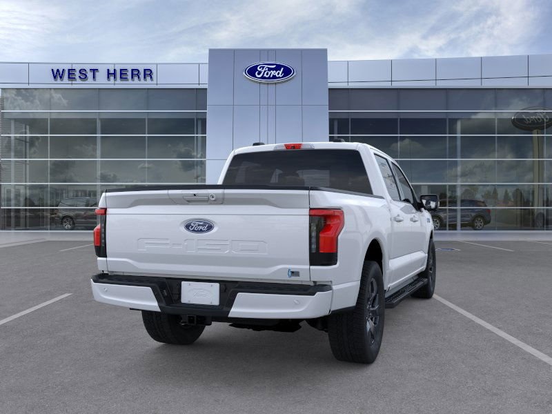 2025 Ford F-150 Lightning photo 5