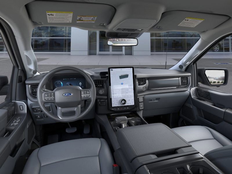 2025 Ford F-150 Lightning photo 6