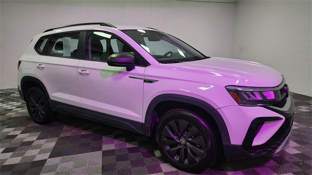 2024 Volkswagen Taos 1.5T S FWD 2024 Volkswagen Taos 1.5T S FWD