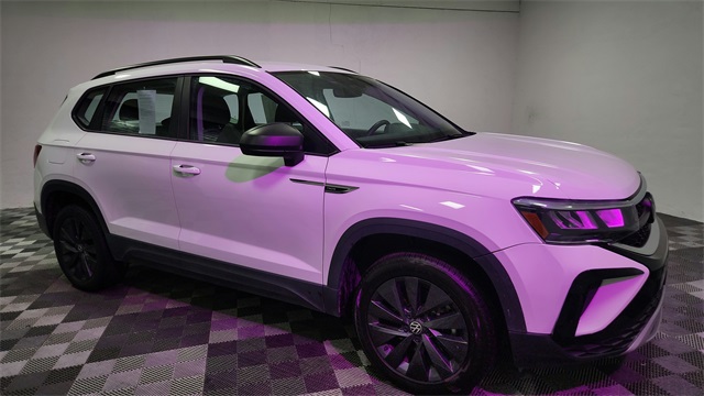 2024 Volkswagen Taos 1.5T S FWD 2024 Volkswagen Taos 1.5T S FWD