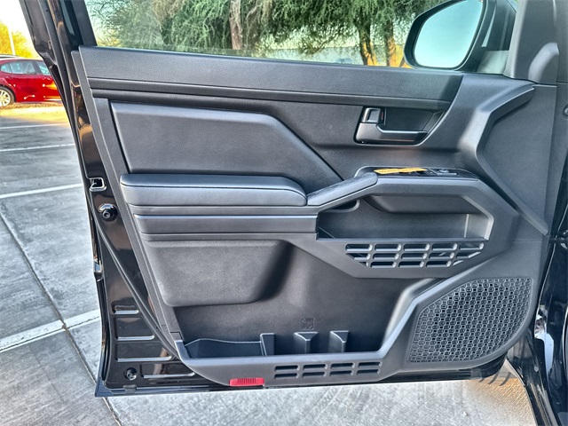 2025 Toyota Tacoma SR photo 9