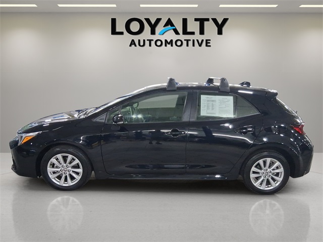2025 Toyota Corolla SE photo 2
