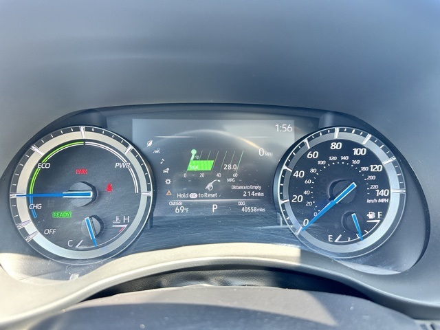 2021 Magnetic Gray Metallic Toyota Highlander XLE AWD SUV