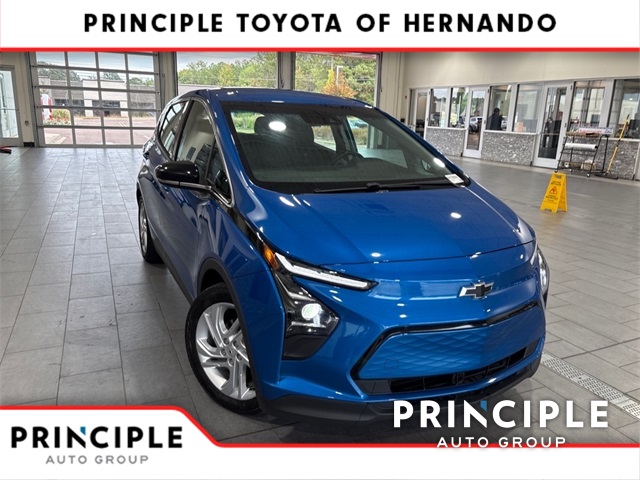 Used 2022 Chevrolet Bolt EV LT with VIN 1G1FW6S0XN4122656 for sale in Hernando, MS