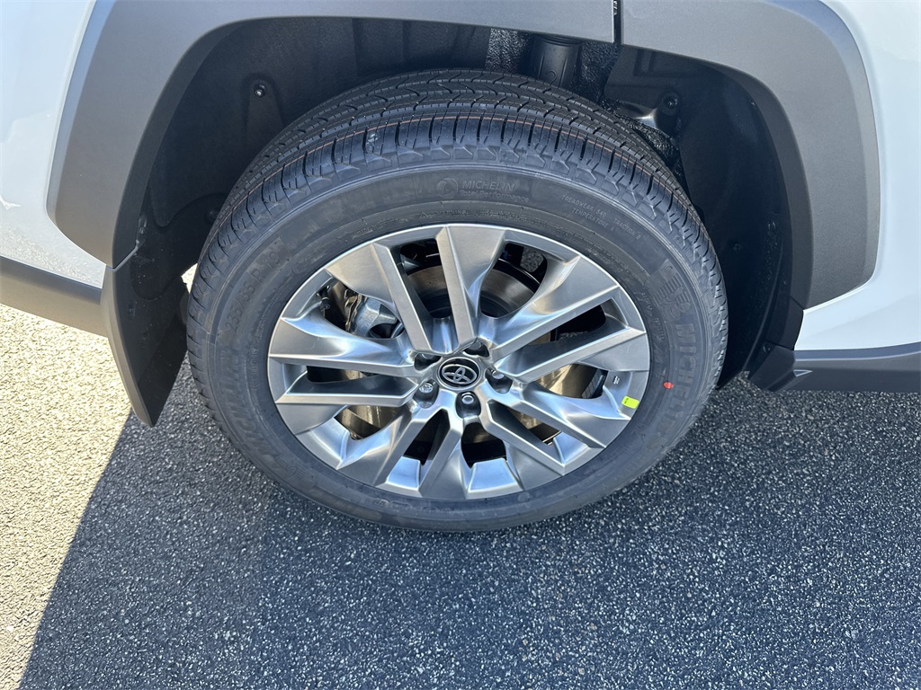 New 2025 Toyota RAV4 SUV