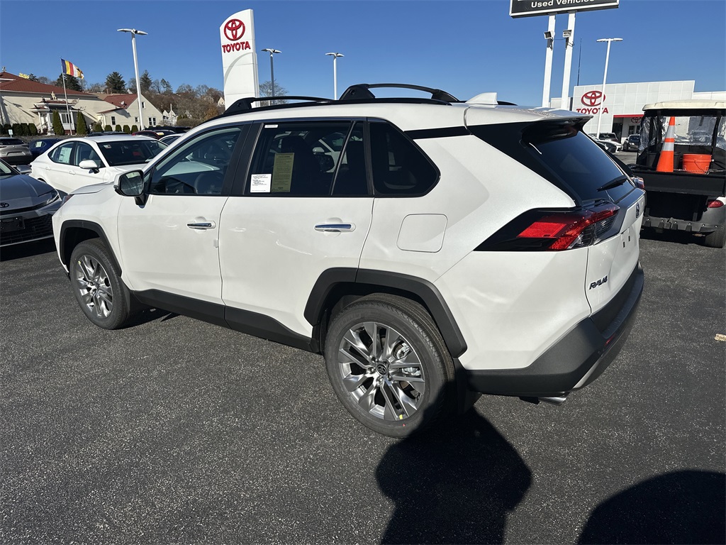 New 2025 Toyota RAV4 SUV