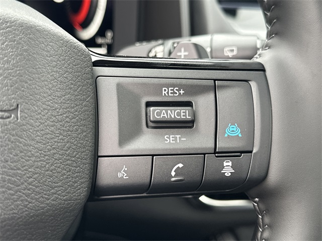 2025 Boulder Gray Pearl Nissan Rogue Platinum FWD SUV