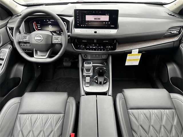 2025 Boulder Gray Pearl Nissan Rogue Platinum FWD SUV