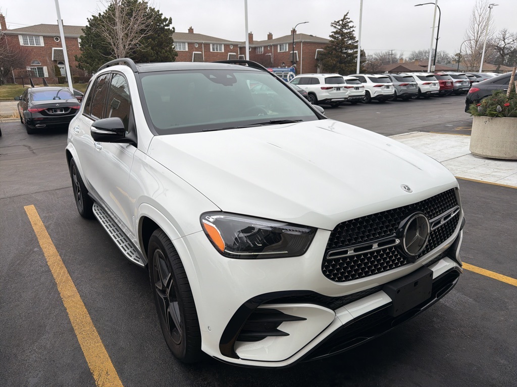 used 2025 Mercedes-Benz GLE car, priced at $61,894