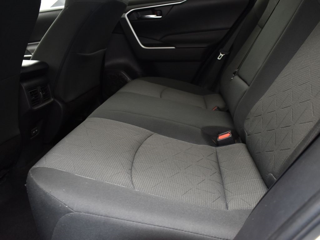 2022 White Toyota RAV4 XLE AWD SUV