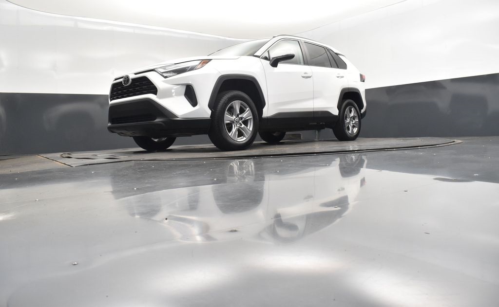 2022 White Toyota RAV4 XLE AWD SUV