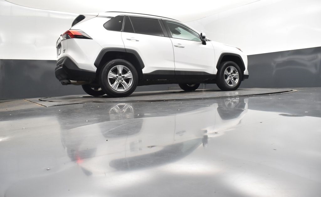 2022 White Toyota RAV4 XLE AWD SUV