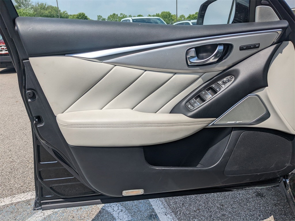 2023 Infiniti Q50 LUXE AWD photo 7