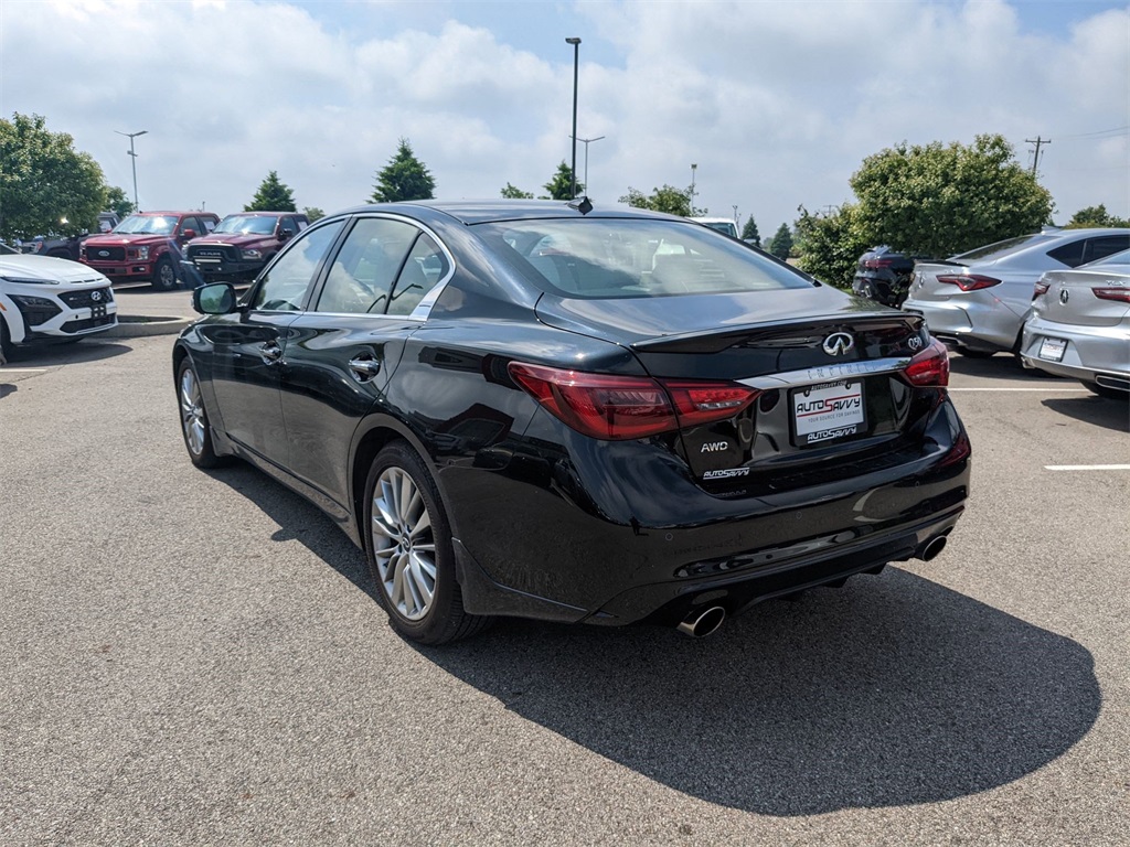 2023 Infiniti Q50 LUXE AWD photo 3