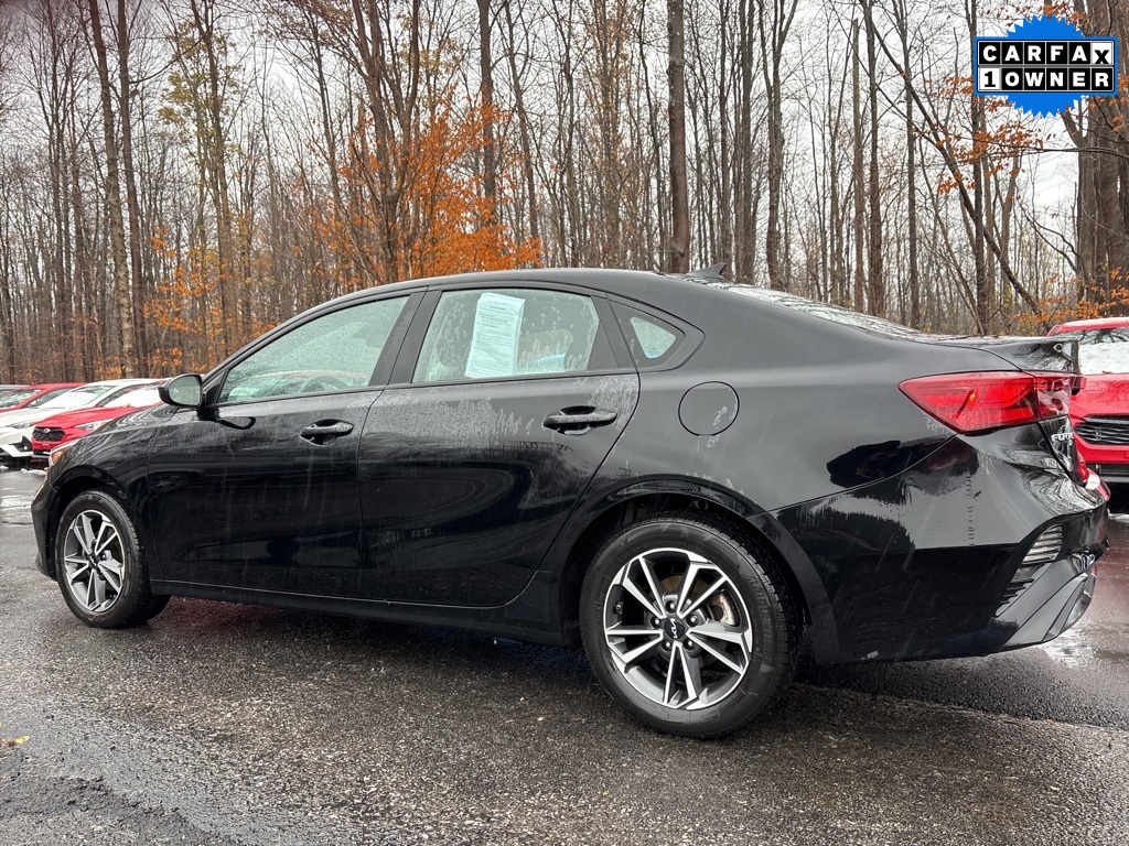 2022 Kia Forte LXS photo 3