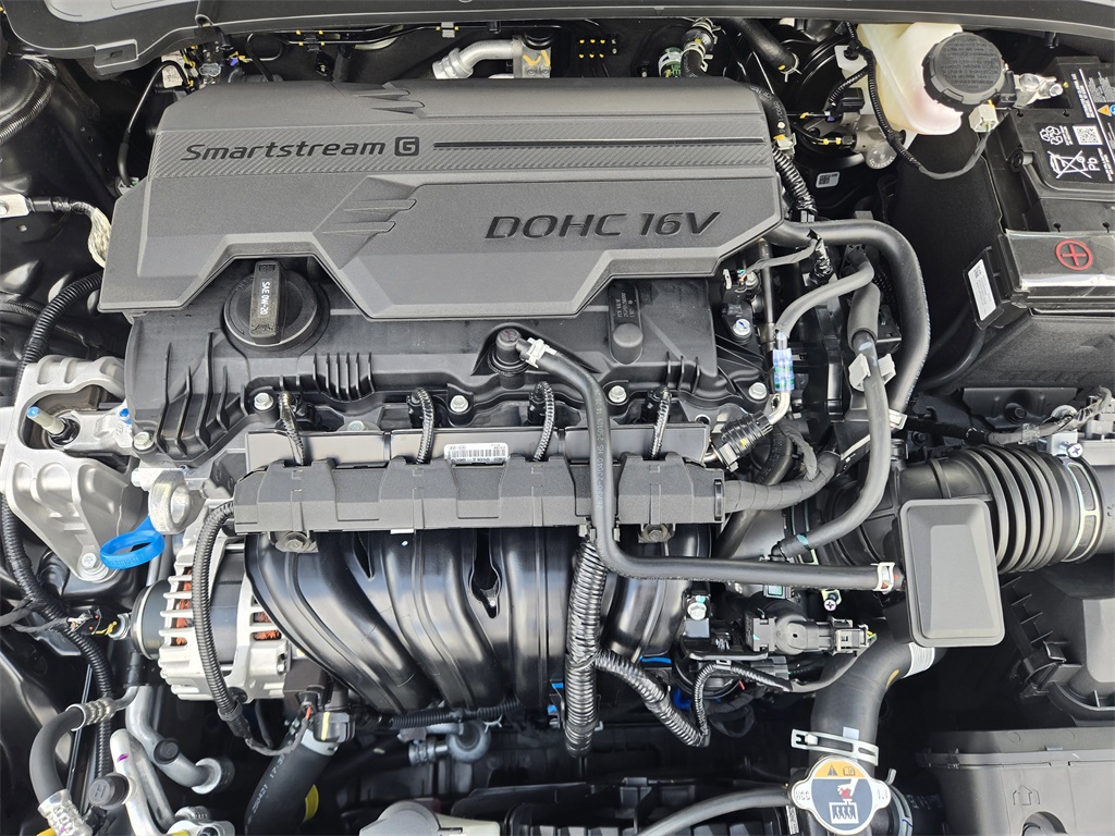 2025 Kia K4 GT-Line photo 18