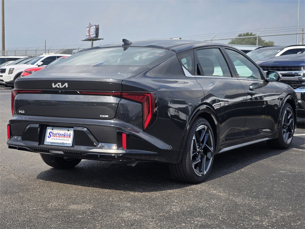 2025 Kia K4 GT-Line photo 3
