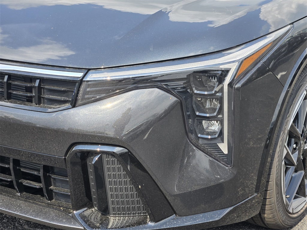 2025 Kia K4 GT-Line photo 5