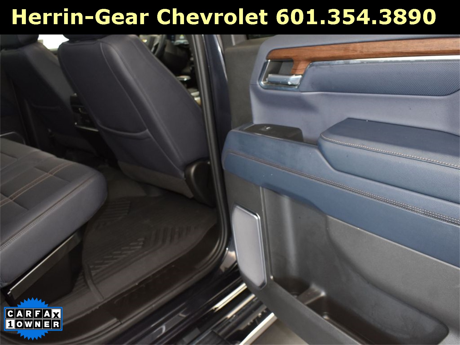 2024 Dark Ash Metallic Chevrolet Silverado 1500 High Country 4X4 Truck