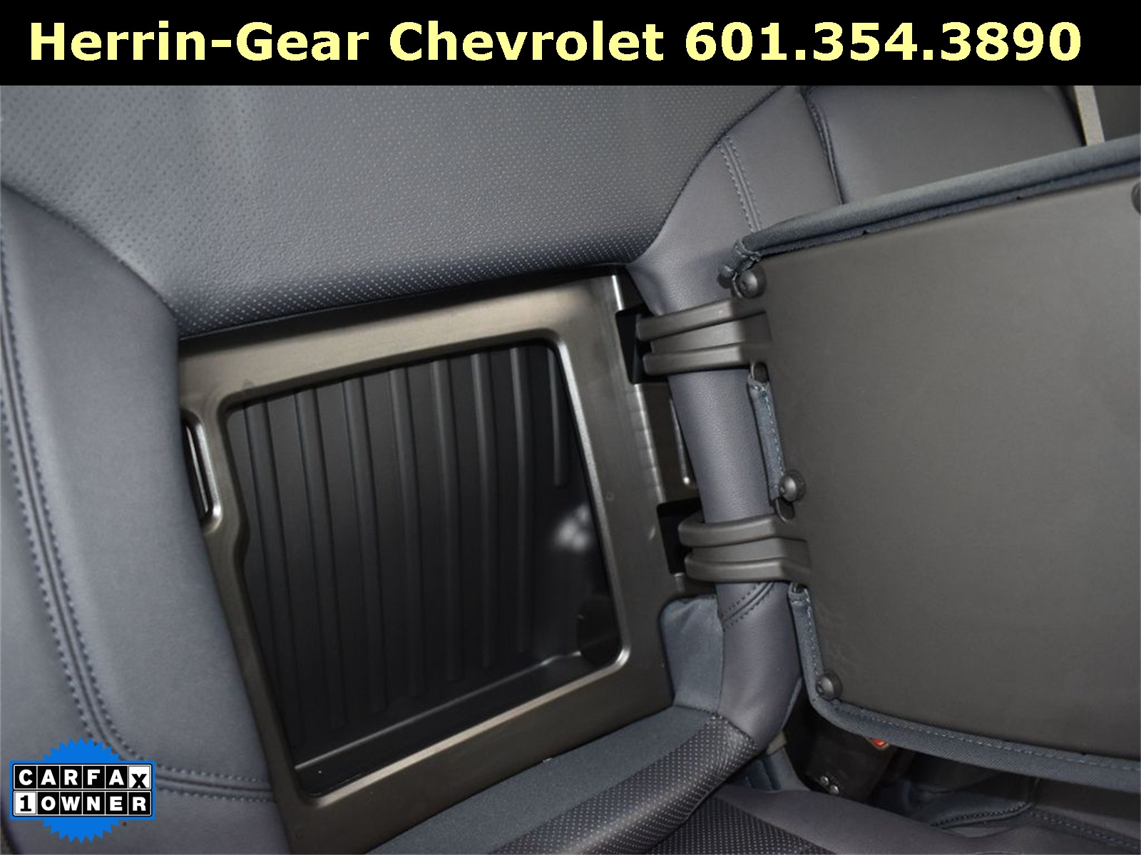 2024 Dark Ash Metallic Chevrolet Silverado 1500 High Country 4X4 Truck