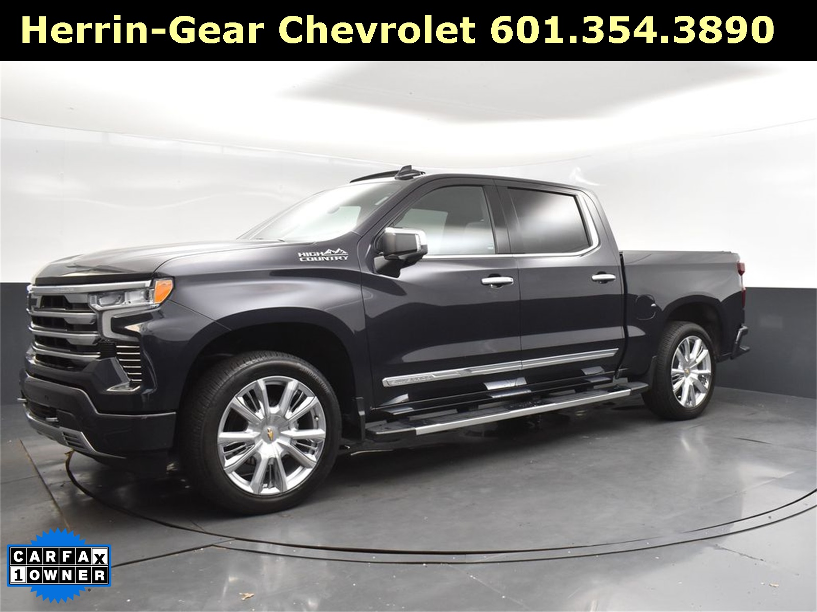 2024 Dark Ash Metallic Chevrolet Silverado 1500 High Country 4X4 Truck
