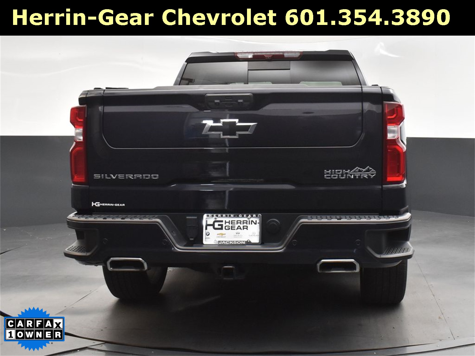 2024 Dark Ash Metallic Chevrolet Silverado 1500 High Country 4X4 Truck