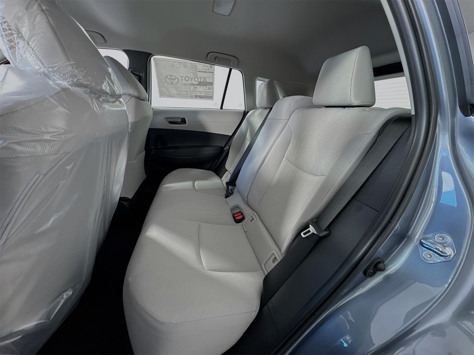 2026 Toyota Corolla Cross L photo 11