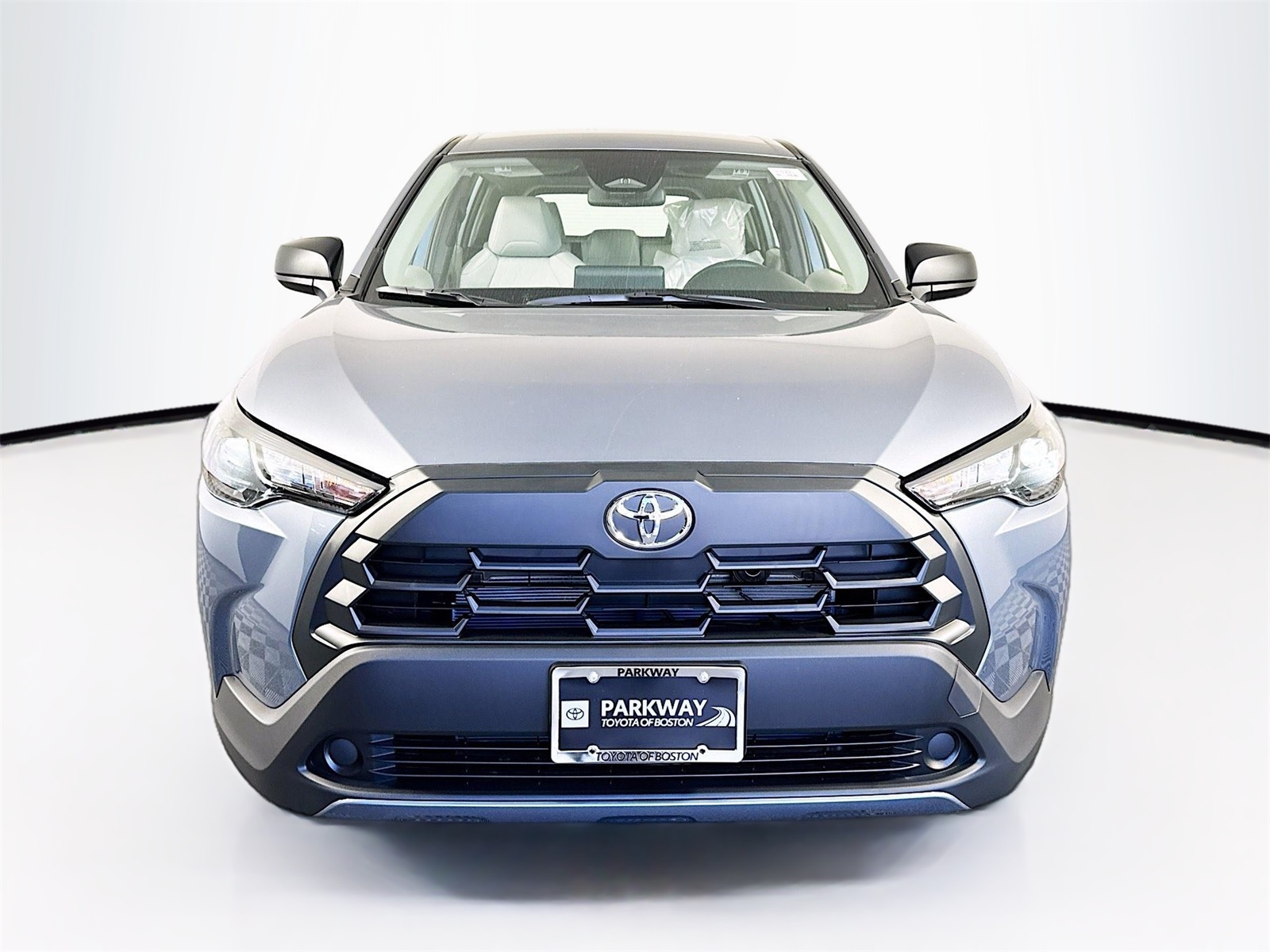 2026 Toyota Corolla Cross L photo 2
