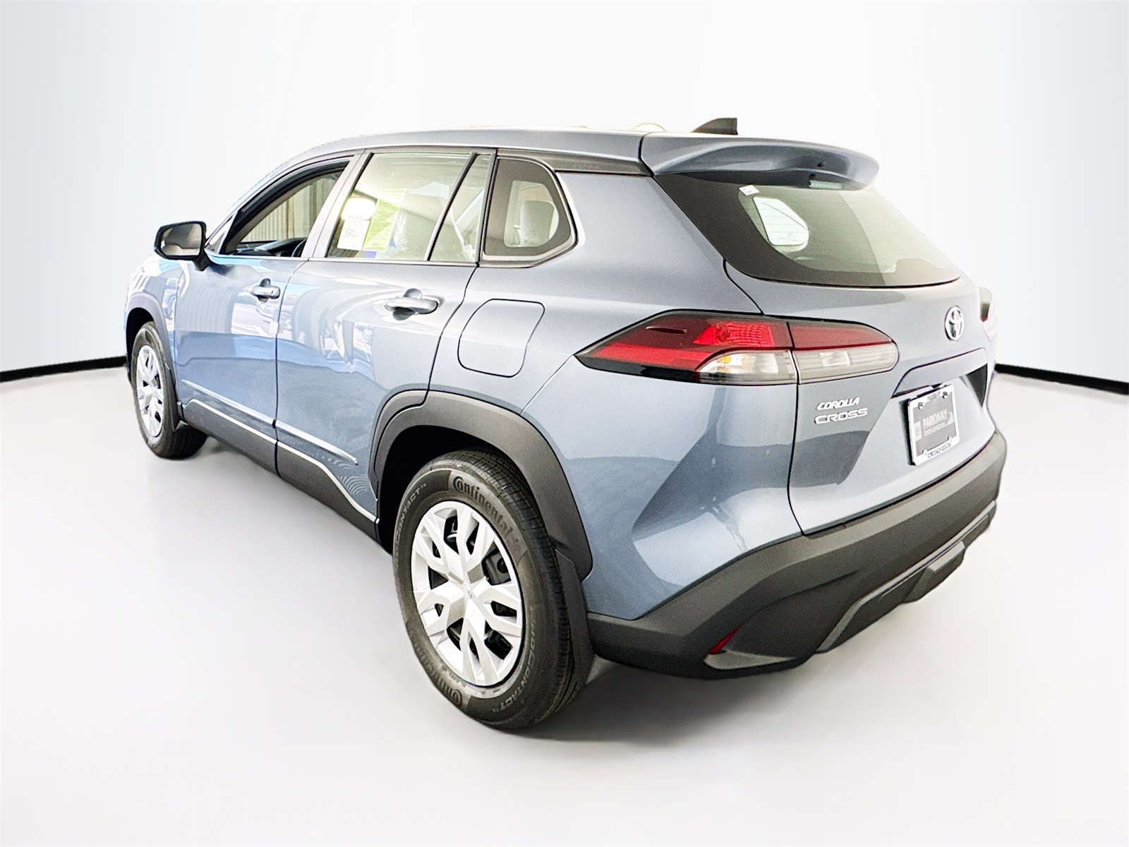 2026 Toyota Corolla Cross L photo 4