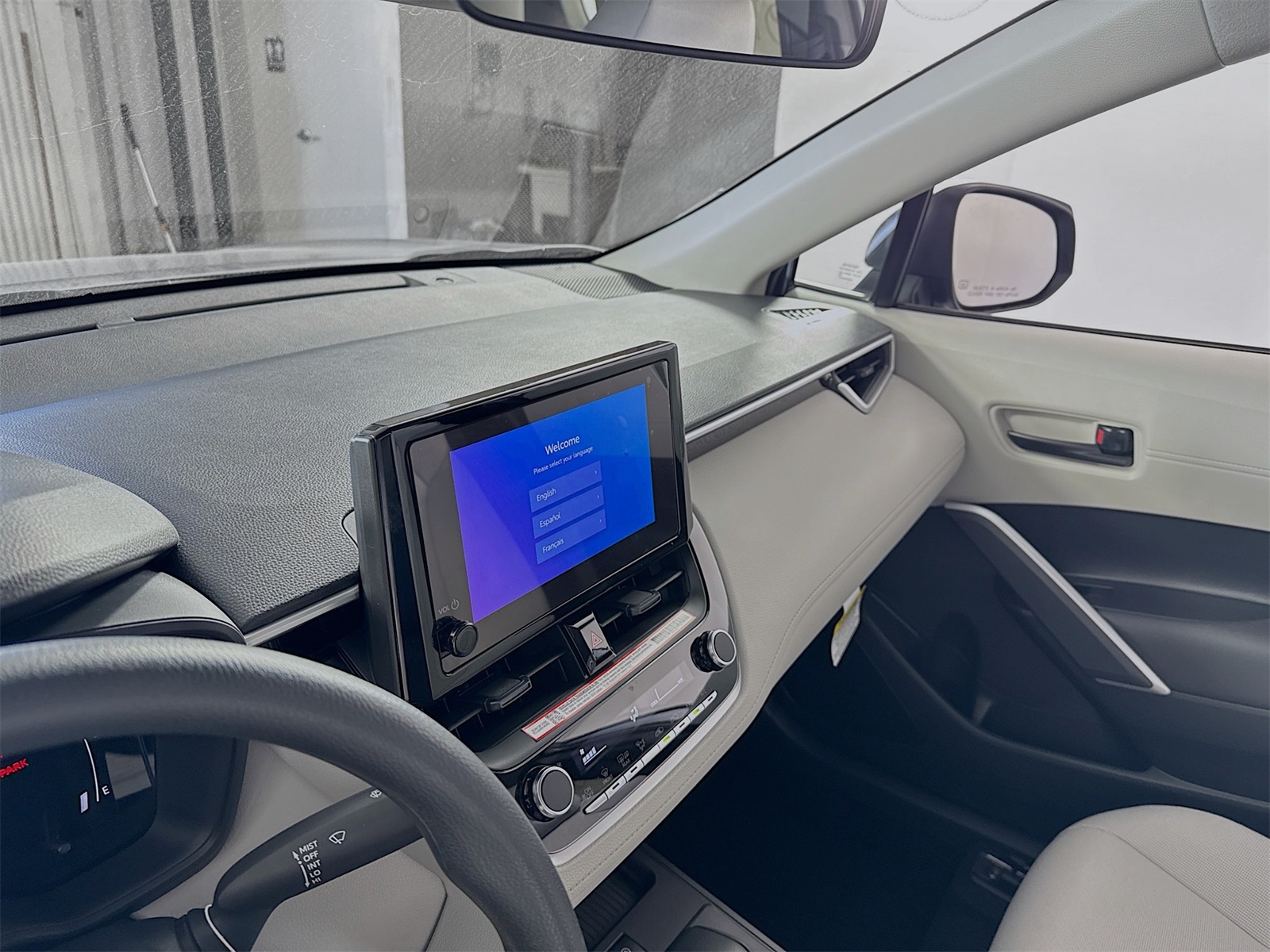 2026 Toyota Corolla Cross L photo 6