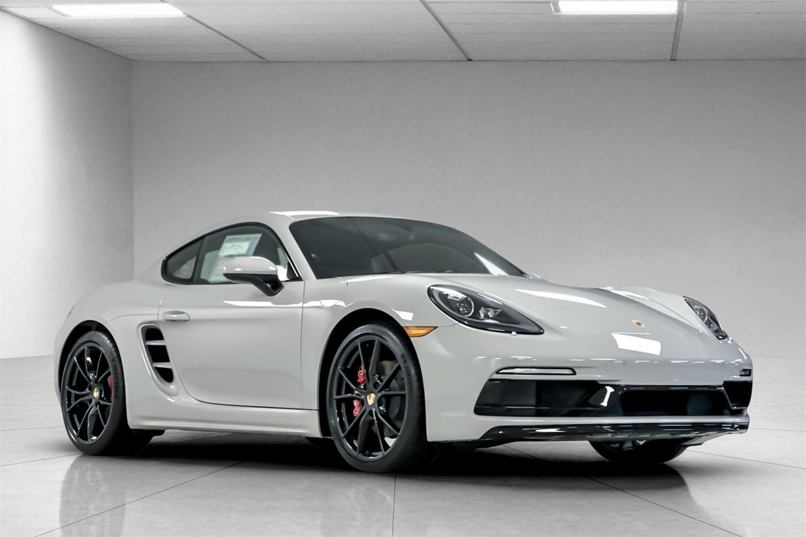 2025 Porsche Cayman S photo 10