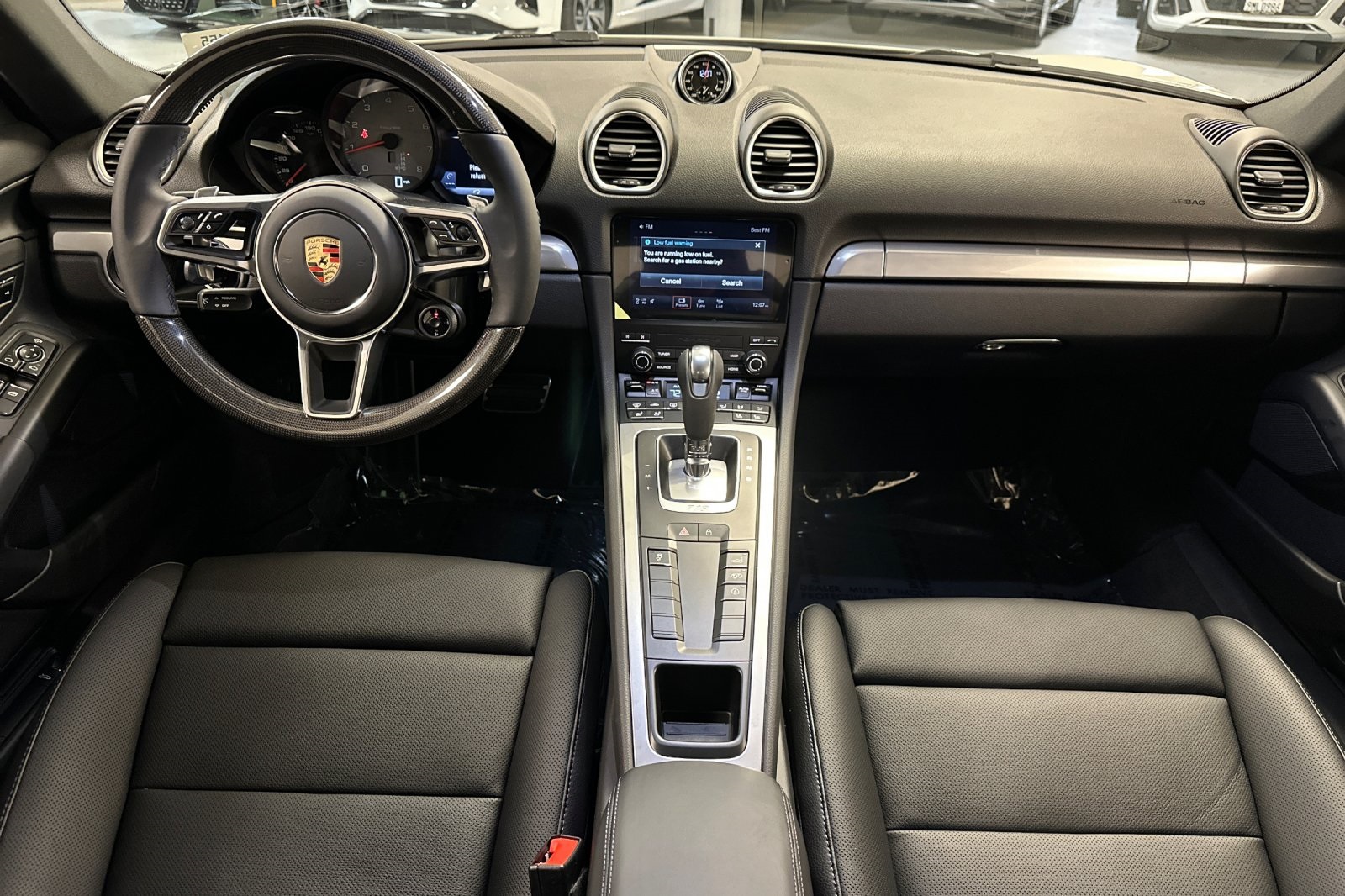 2025 Porsche Cayman S photo 6