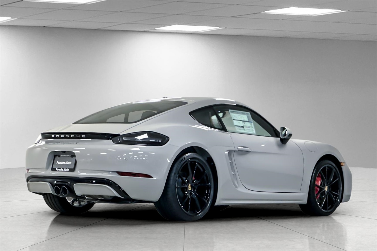 2025 Porsche Cayman S photo 8