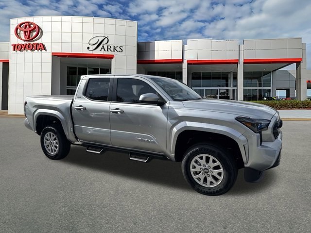 2025 Toyota Tacoma SR5's photo