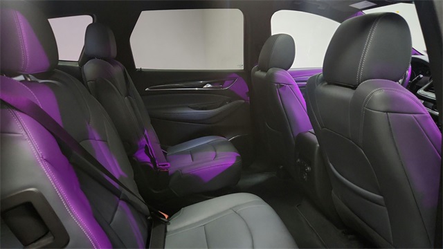 2023 Buick Enclave Essence FWD 2023 Buick Enclave Essence FWD