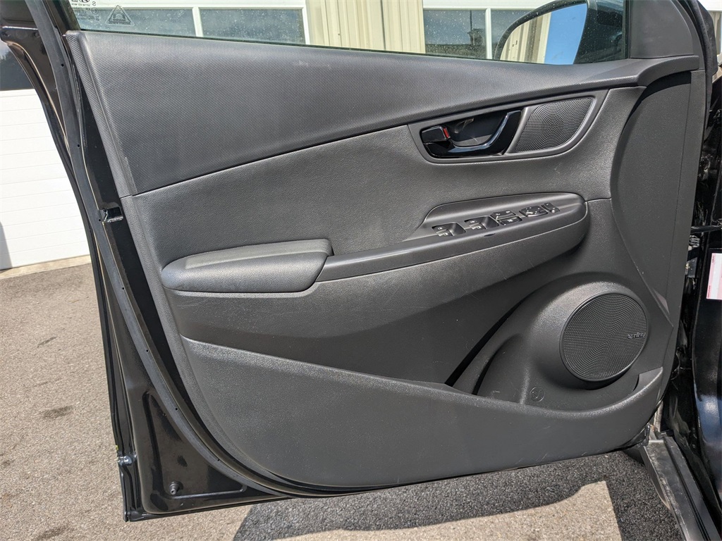 2022 Hyundai Kona N Line SEL photo 7