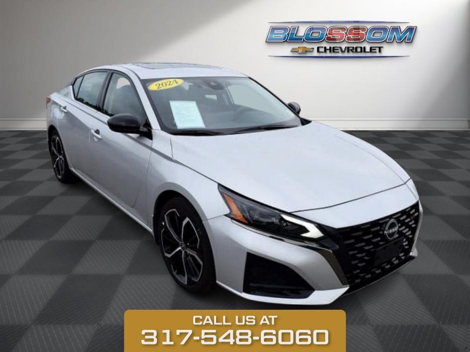 2024 Brilliant Silver Metallic Nissan Altima 2.5 SR FWD Sedan